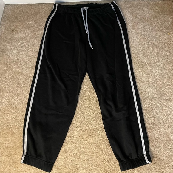 Black and White Sweatpants - Large - Picture 1 of 4